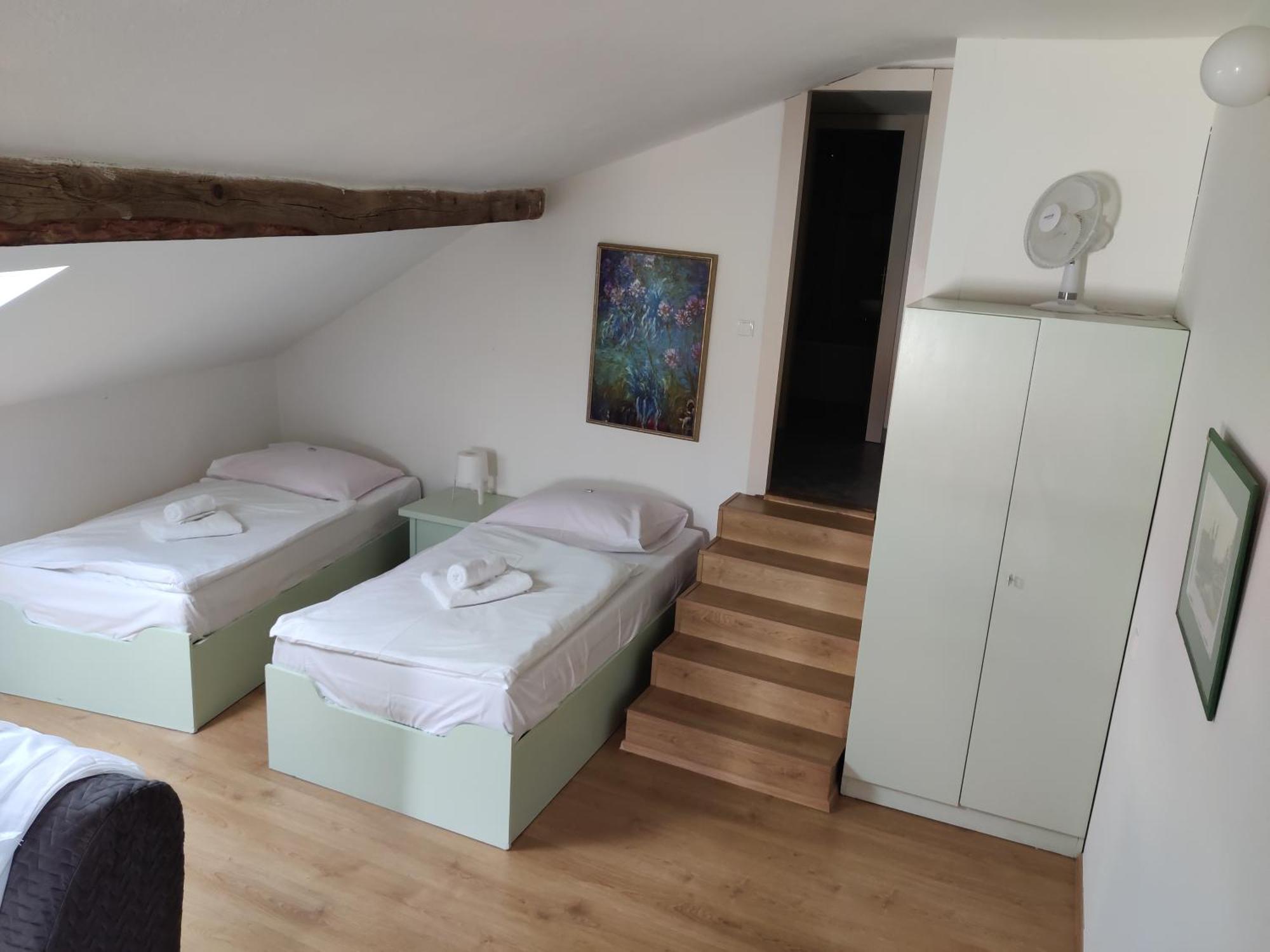 Hotel Celerin Telč Extérieur photo